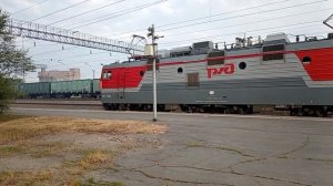 73) Отправление ЭП1-265 с скорым фирменным поездом №32 со станции Новотроицк.