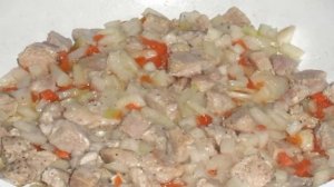 Индейка в сметане на сковороде