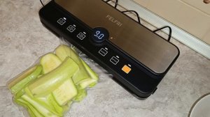 Демонстрация работы вакууматора для продуктов Felfri FVP-005