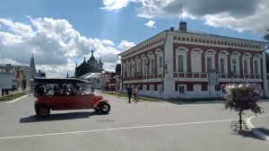 Коломенский кремль. Пересечение улицы Лажечникова и улицы Лазарева. Коломна. Июнь 2022 года .mp4