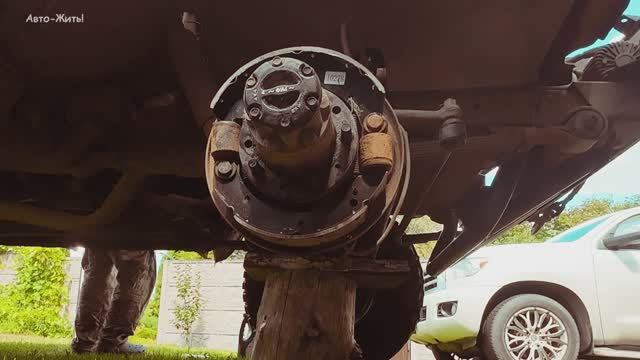 Под уазом очередной эпизод