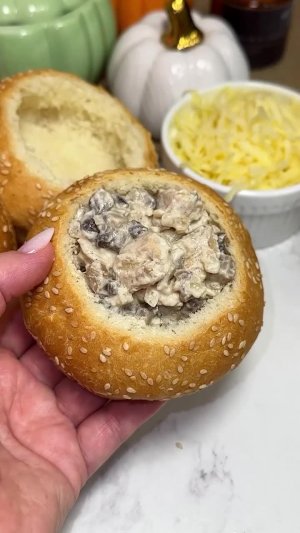 🥯 Жульен в хрустящих булочках