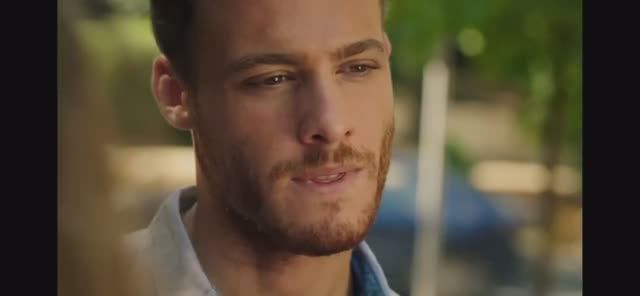 Керем Бюрсин и партнёрши смотреть онлайн