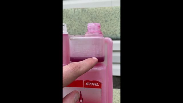 Нюанс при смешивании масла с бензином смотреть онлайн