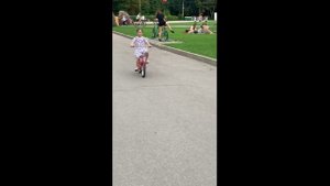 В парке на спорте