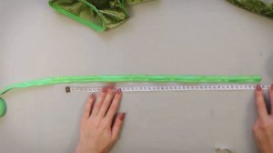 Велюровый купальник. Обработка эластичной бейкой.