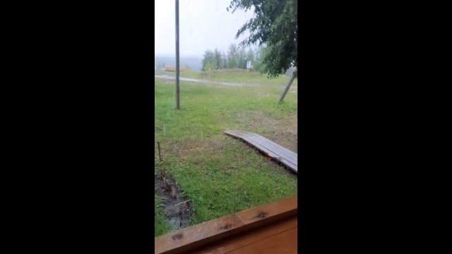 ПРИБИЛ деревню ГИГАНТСКИЙ град смотреть онлайн