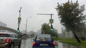 ДОЖДЬ КАК ИСЦЕЛЕНИЕ: Очищающая Поездка по Москве 🌧️💫 | Сбрасываю Напряжение