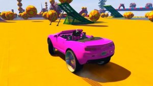 Человек-Паук гоняет по городу! Веселье для малышей