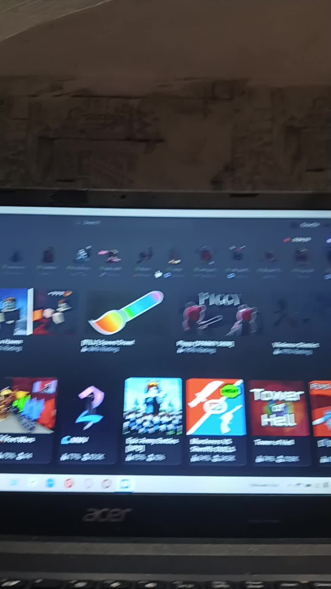 играем в роблоксе