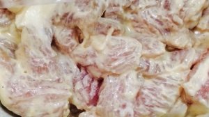 Индейка в сметанно-чесночном соусе