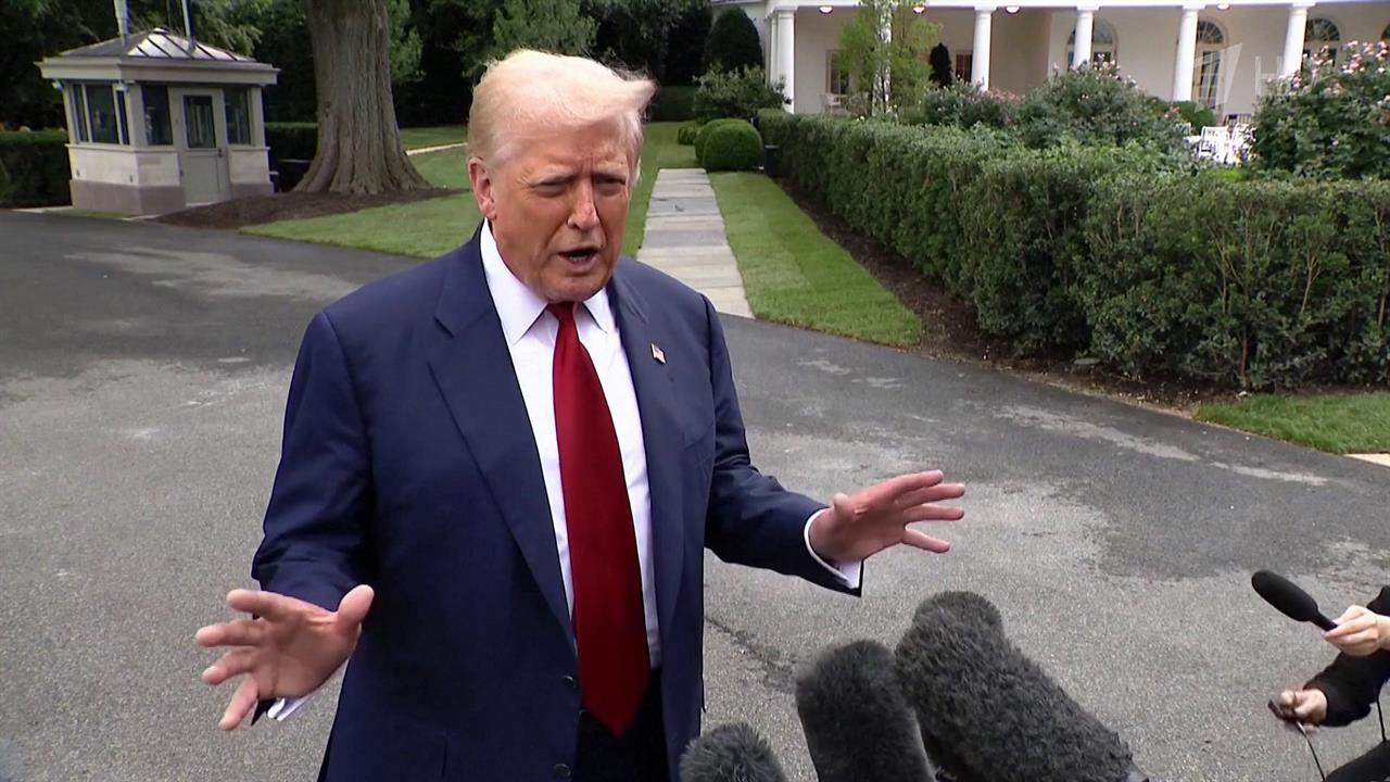 Президент США пообещал поднять тарифы на импорт товаров из Индии