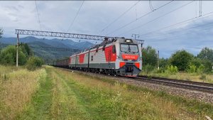 3ЭС5К-1539 с грузовым поездом подмигивает ;)