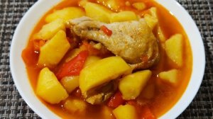ТУШЕНАЯ КАРТОШКА С КУРИЦЕЙ НА СКОВОРОДЕ! РЕЦЕПТ ВКУСНОЙ КАРТОШКИ! БЫСТРЫЙ УЖИН!