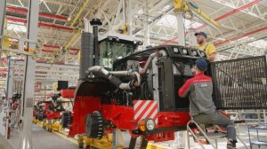 Процесс сборки Ростсельмаш 2400 за 1,5 минуты