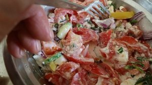 Нагородила салат для...