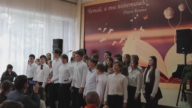 Музыкальная гостиная «Во имя мира на Земле» ко Дню Победы, с участием артистов СМТ г. Северска