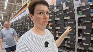 Вогнала Вована в ДОЛГИ!) Закупаем всё к РЕМОНТУ! СПОРИМ, Не можем выбрать ОБОИ на кухню, ЦЕНЫ! Влог