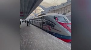 Женя Трофимов и Комната культуры - "Поезда" / клип на песню (home made)