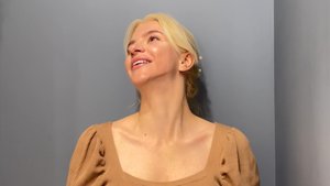 Визитка под проект реклама ГАЗПРОМ, Алиса Симан