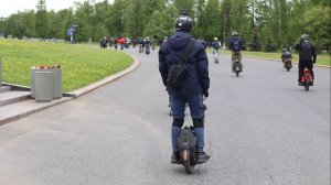 Прогулка на моноколесе ( не по правилам ).