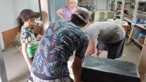 Жизнь в деревне 🏡// снова что то мастерят😄🙋//