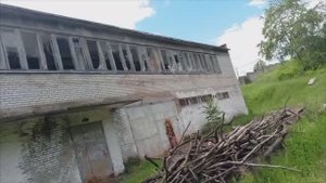 ЗАЛЕЗЛИ В ОХРОНЯЕМОЕ-ЗАБРОШЕННОЕ ЗДАНИЕ ВОЗЛЕ ЗАБРОШЕННОГО БУНКЕРА