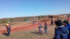 я на мото гонке