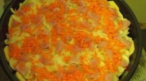 Индейка, запеченная с картофелем под сыром