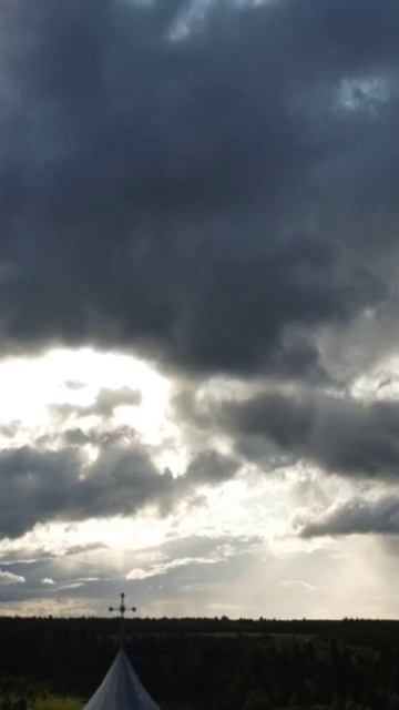 ТАМ ГДЕ ХОЧЕТСЯ ЖИТЬ смотреть онлайн