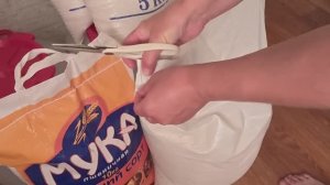 На долго хватит. Жизнь простых людей в деревне.