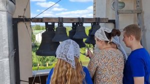 Колокольный перезвон в Никольском храме п.Кшенского