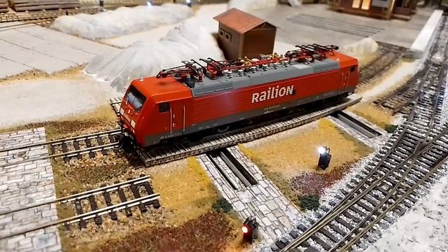 Трансбордер на макете жд H0 1:87 заезд в депо спустя два года смотреть онлайн