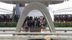 В Японии почтили память жертв атомной бомбардировки Хиросимы