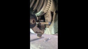 Скрипит шаровая опора