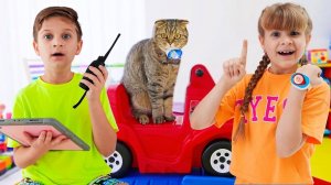 Диана и Рома Ищут Оливера используя часы с GPS