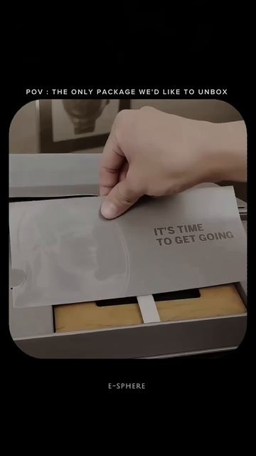 1  POV: The only package wed die to unbox creditcard pov