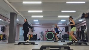 СТЕП АЭРОБИКА ЦЕЛАЯ ТРЕНИРОВКА / STEP AEROBICS