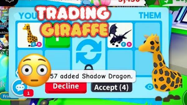 Что предложат за ЖИРАФА в Адопт ми Роблокс?? || ТРЕЙДЫ НА ЖИРАФА Roblox ADOPT ME