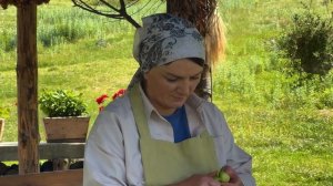 Собираем свежую Алычу и Готовим Соус! Азербайджанская Кухня Деревенская Кухня Рецепты