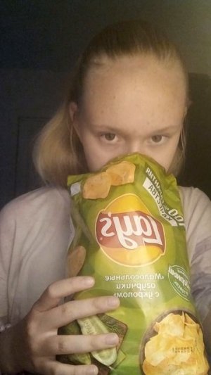 Пробуем чипсы со вкусом...🤔 вкусно ли это?