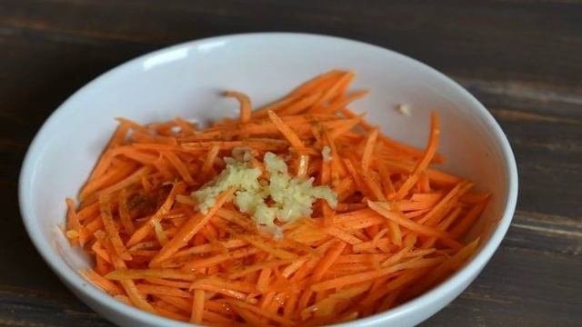 Индийский морковный салат