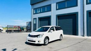 Toyota Wish, 2003 год