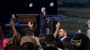 Исцеляющая Сила Бога В Форт..Уэрте.. Техас.....Бенни Хинн...