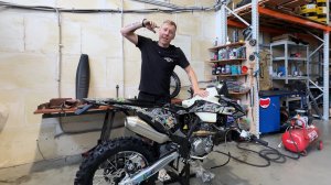 Распаковка эндуро мотоцикла EMC LX5