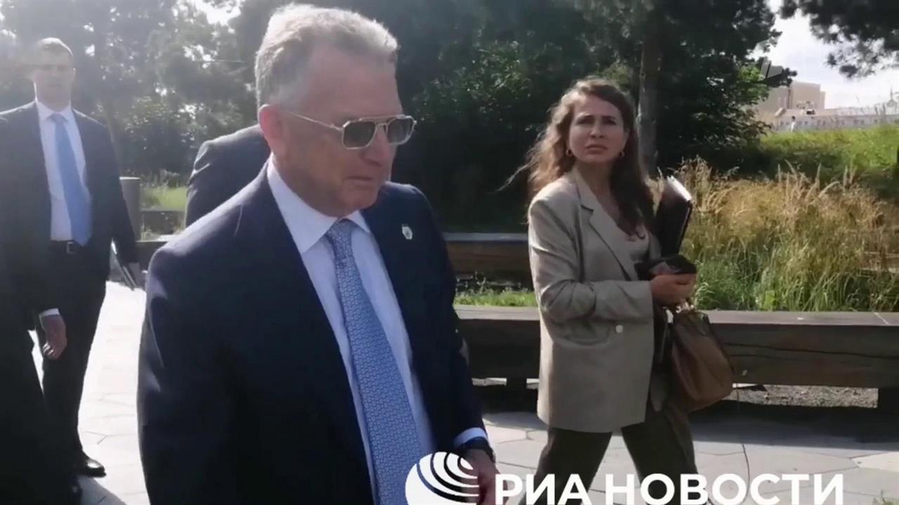 В Кремле Владимир Путин принимает спецпосланника президента США