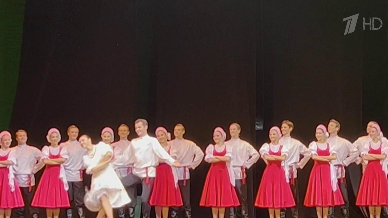 В Севастополе открылся международный фестиваль оперы и балета "Херсонес"