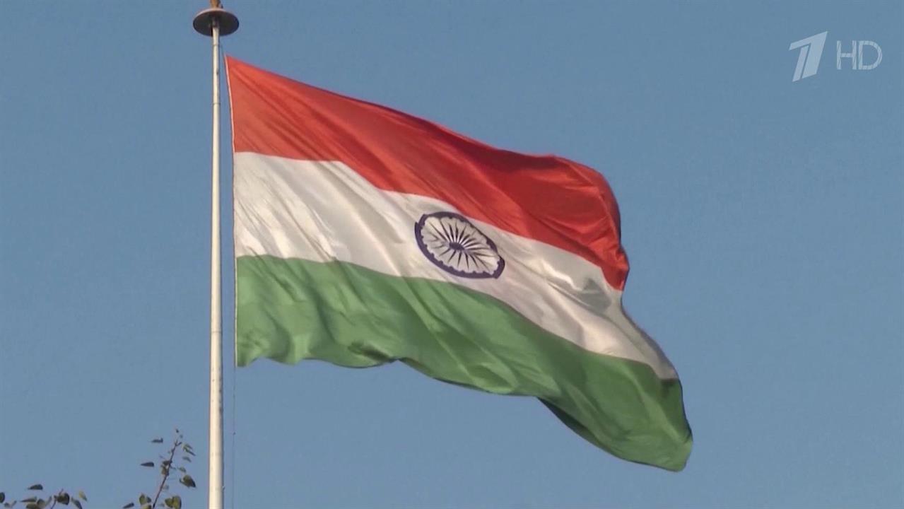 Президент США ввел дополнительные пошлины на товары из Индии из-за закупок российской нефти