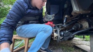 Замена передних колодок Aodes 650