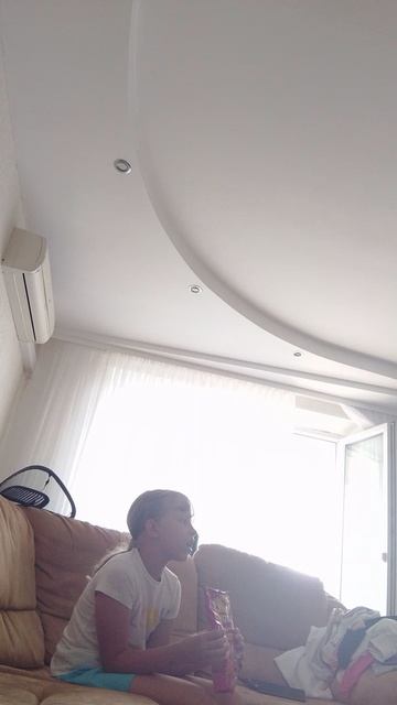 pov: дала подруге подержать чипсы смотреть онлайн